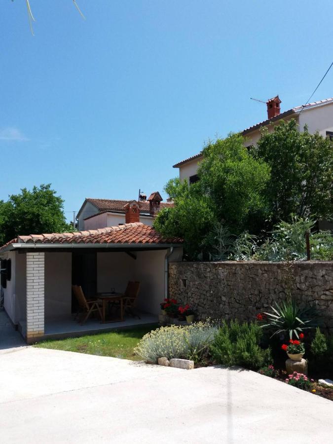 House Mergi Помер Экстерьер фото